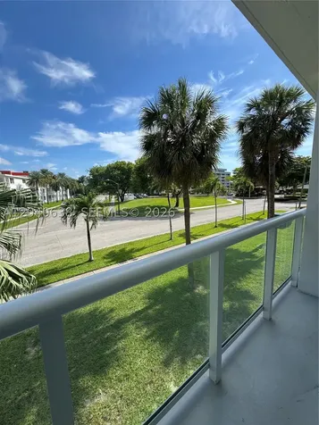 1600 NE 114th Street Miami FL 33181
