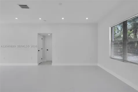 337 W 28th Street Miami Beach FL 33140