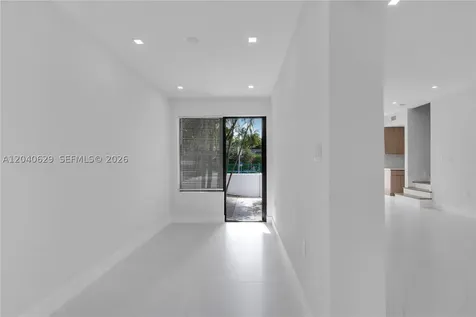 337 W 28th Street Miami Beach FL 33140