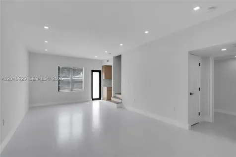 337 W 28th Street Miami Beach FL 33140