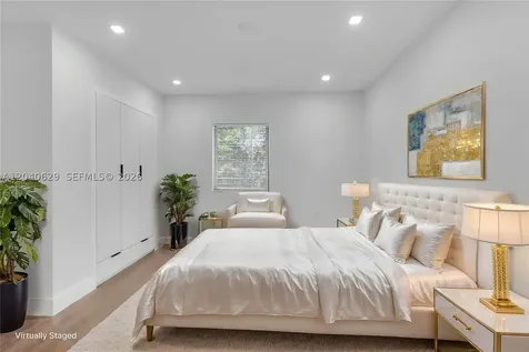 337 W 28th Street Miami Beach FL 33140