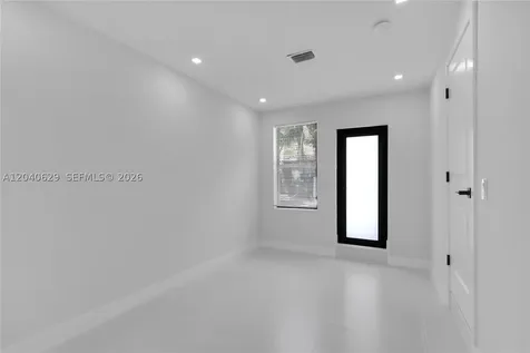 337 W 28th Street Miami Beach FL 33140