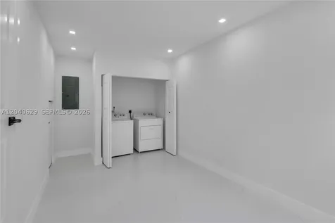 337 W 28th Street Miami Beach FL 33140