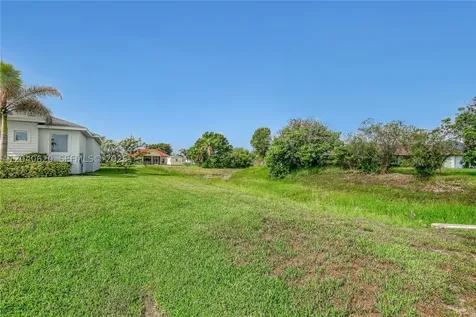 440 SW Undallo Road Port St. Lucie FL 34953