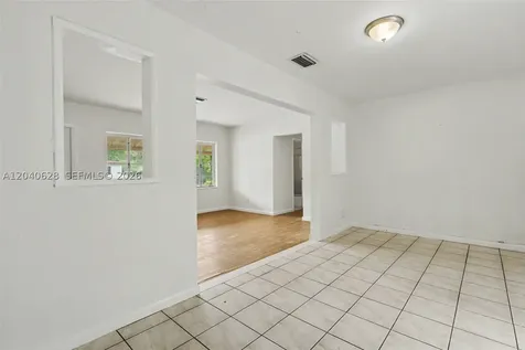 13020 NW 1st Avenue Miami FL 33168