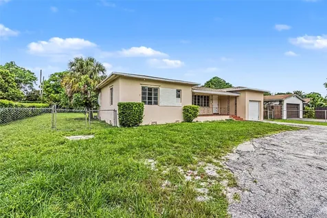 13020 NW 1st Avenue Miami FL 33168