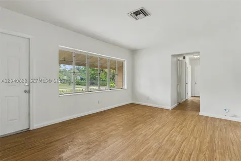 13020 NW 1st Avenue Miami FL 33168