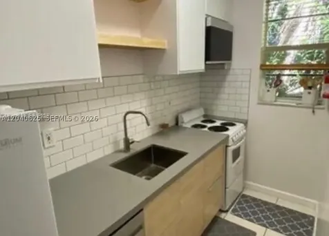 822 Lenox Avenue Miami Beach FL 33139