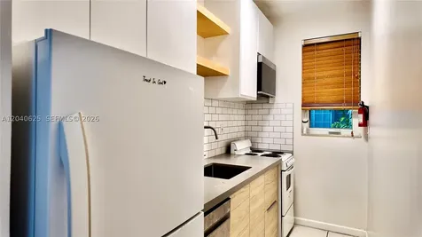 822 Lenox Avenue Miami Beach FL 33139