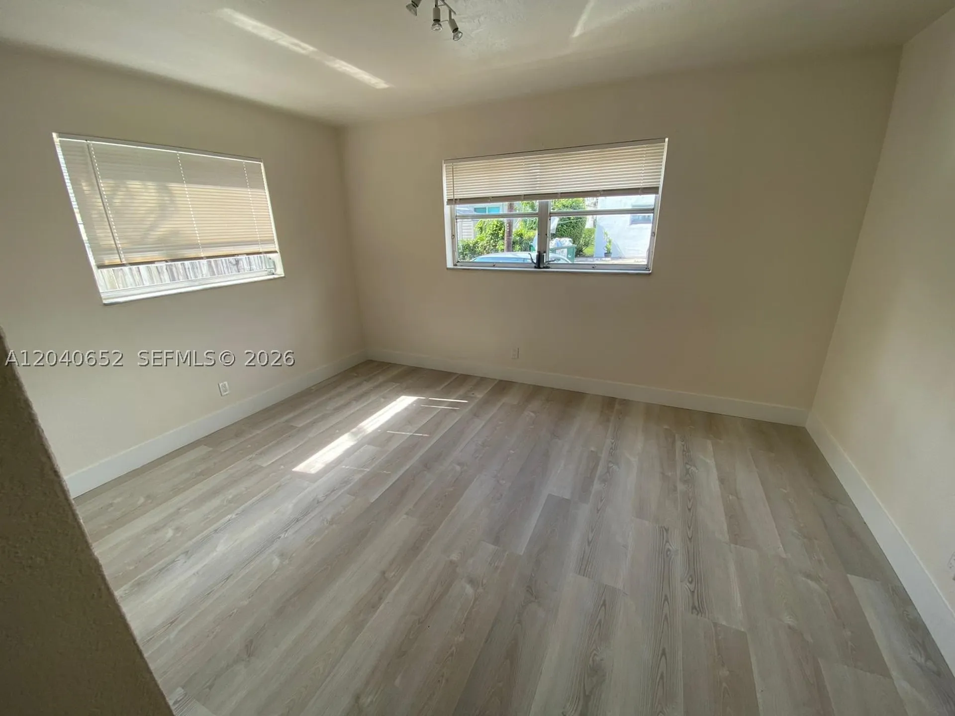 1939 Jefferson Street Hollywood FL 33020