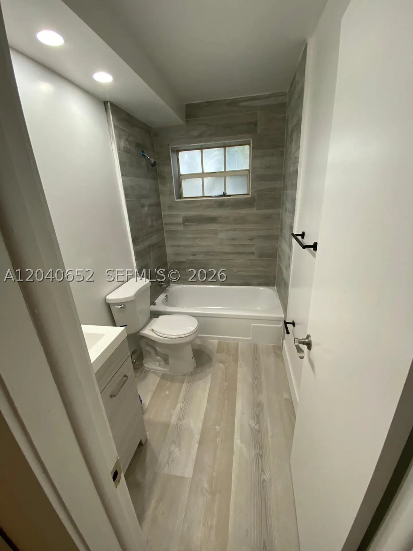 1939 Jefferson Street Hollywood FL 33020