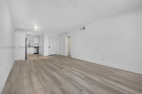 1939 Jefferson Street Hollywood FL 33020