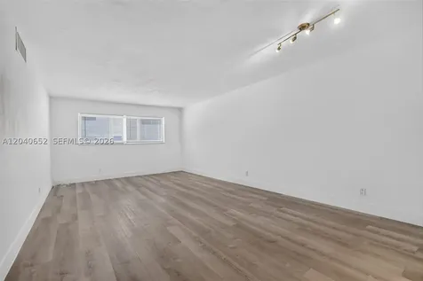 1939 Jefferson Street Hollywood FL 33020