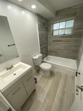 1939 Jefferson Street Hollywood FL 33020
