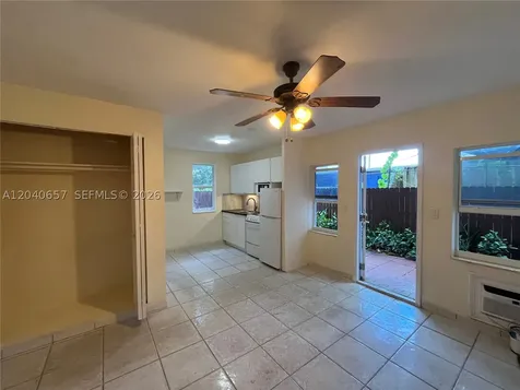 820 SW 31st Avenue Miami FL 33135