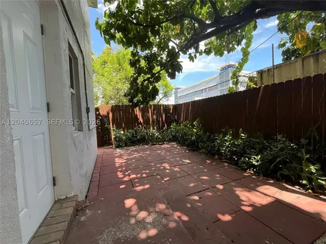 820 SW 31st Avenue Miami FL 33135