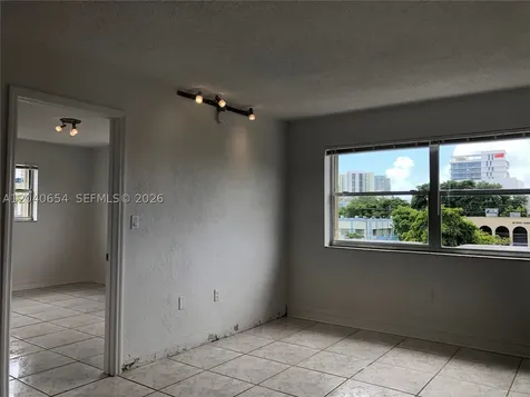 444 SW 4th Street Miami FL 33130