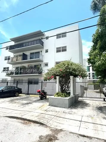 444 SW 4th Street Miami FL 33130