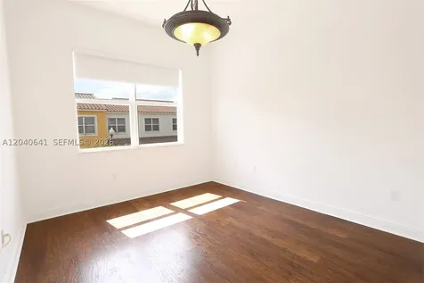 12453 NW 17 Manor Pembroke Pines FL 33028