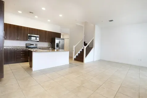 12453 NW 17 Manor Pembroke Pines FL 33028