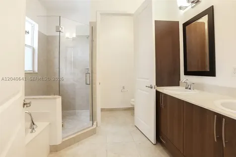 12453 NW 17 Manor Pembroke Pines FL 33028