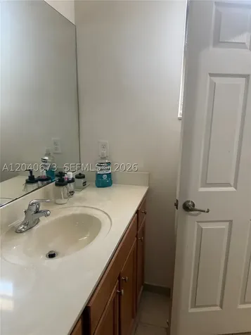 8929 W 35th Way Hialeah FL 33018