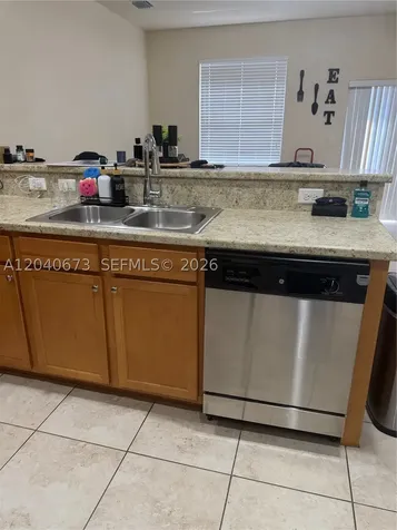 8929 W 35th Way Hialeah FL 33018