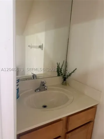 8929 W 35th Way Hialeah FL 33018