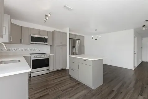 2123 SW 87th Terrace Miramar FL 33025