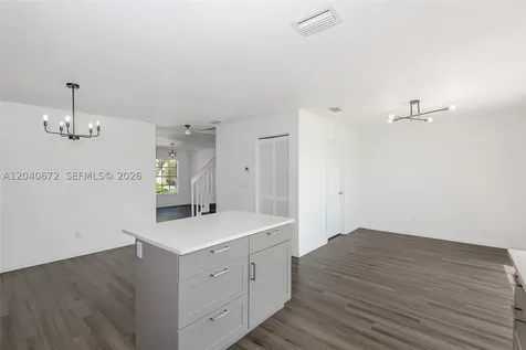 2123 SW 87th Terrace Miramar FL 33025