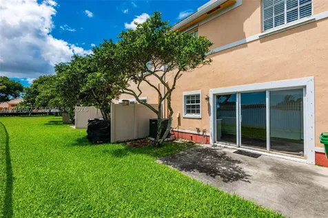 2123 SW 87th Terrace Miramar FL 33025