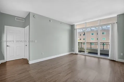 3232 SW 22nd Terrace Miami FL 33145