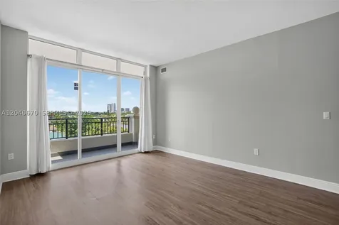 3232 SW 22nd Terrace Miami FL 33145