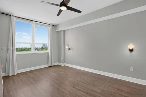3232 SW 22nd Terrace Miami FL 33145