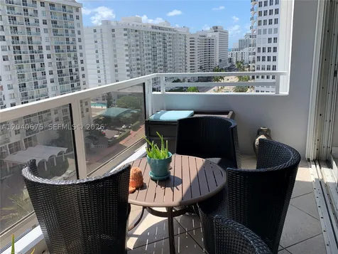 5700 Collins Avenue Miami Beach FL 33140
