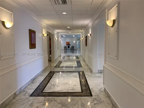 5700 Collins Avenue Miami Beach FL 33140