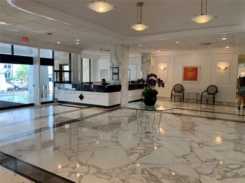 5700 Collins Avenue Miami Beach FL 33140