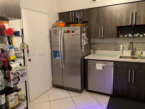 5700 Collins Avenue Miami Beach FL 33140
