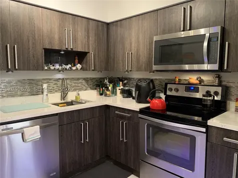 5700 Collins Avenue Miami Beach FL 33140