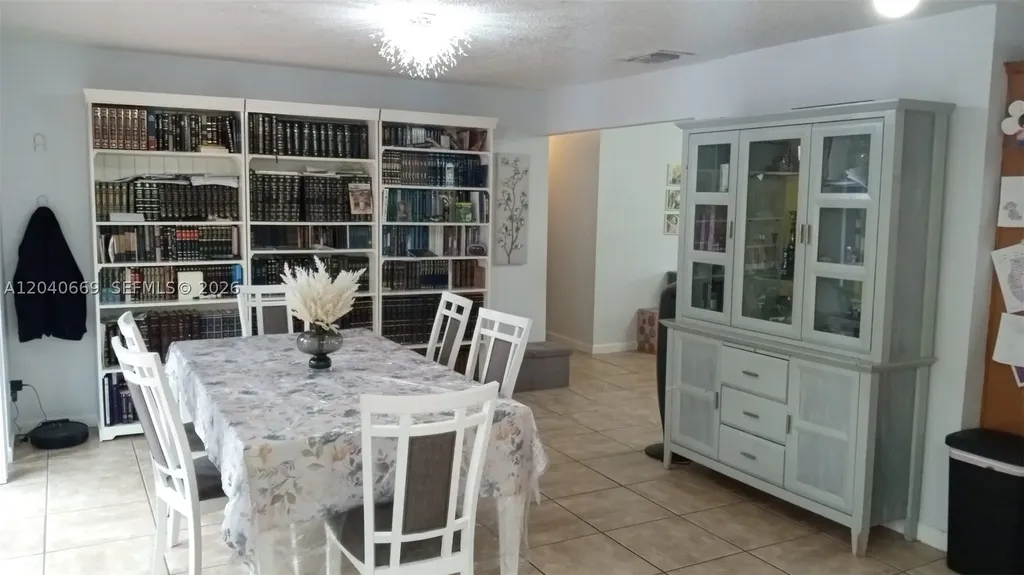 6645 Franklin Street Hollywood FL 33024