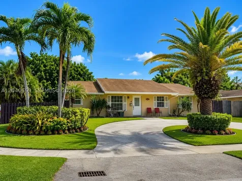 6645 Franklin Street Hollywood FL 33024