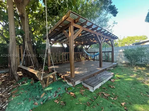 16805 SW 109th Court Miami FL 33157