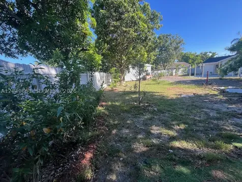 16805 SW 109th Court Miami FL 33157