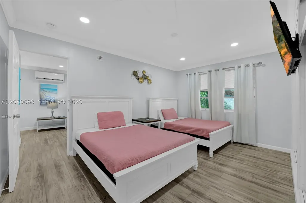 1716 SW 11th Court Fort Lauderdale FL 33312
