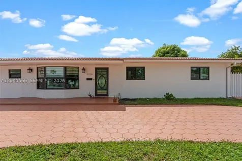 7701 W 16th Court Hialeah FL 33014