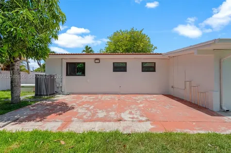 7701 W 16th Court Hialeah FL 33014