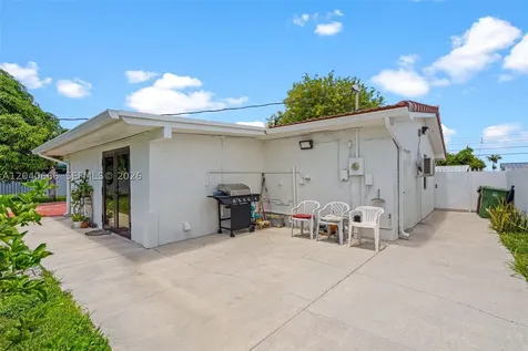 7701 W 16th Court Hialeah FL 33014
