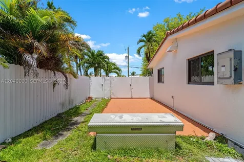 7701 W 16th Court Hialeah FL 33014