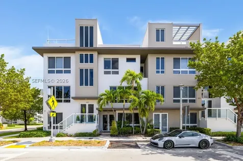 10471 NW 66th Street Doral FL 33178
