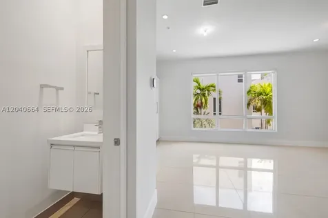 10471 NW 66th Street Doral FL 33178